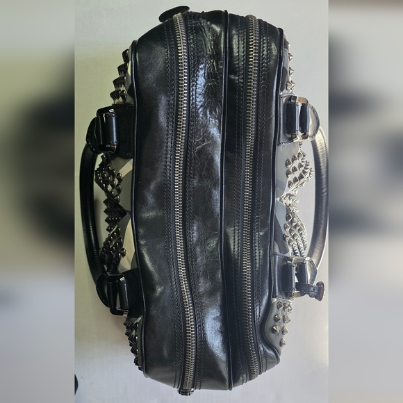 Burberry Leather Bag - Picture 4 of 16